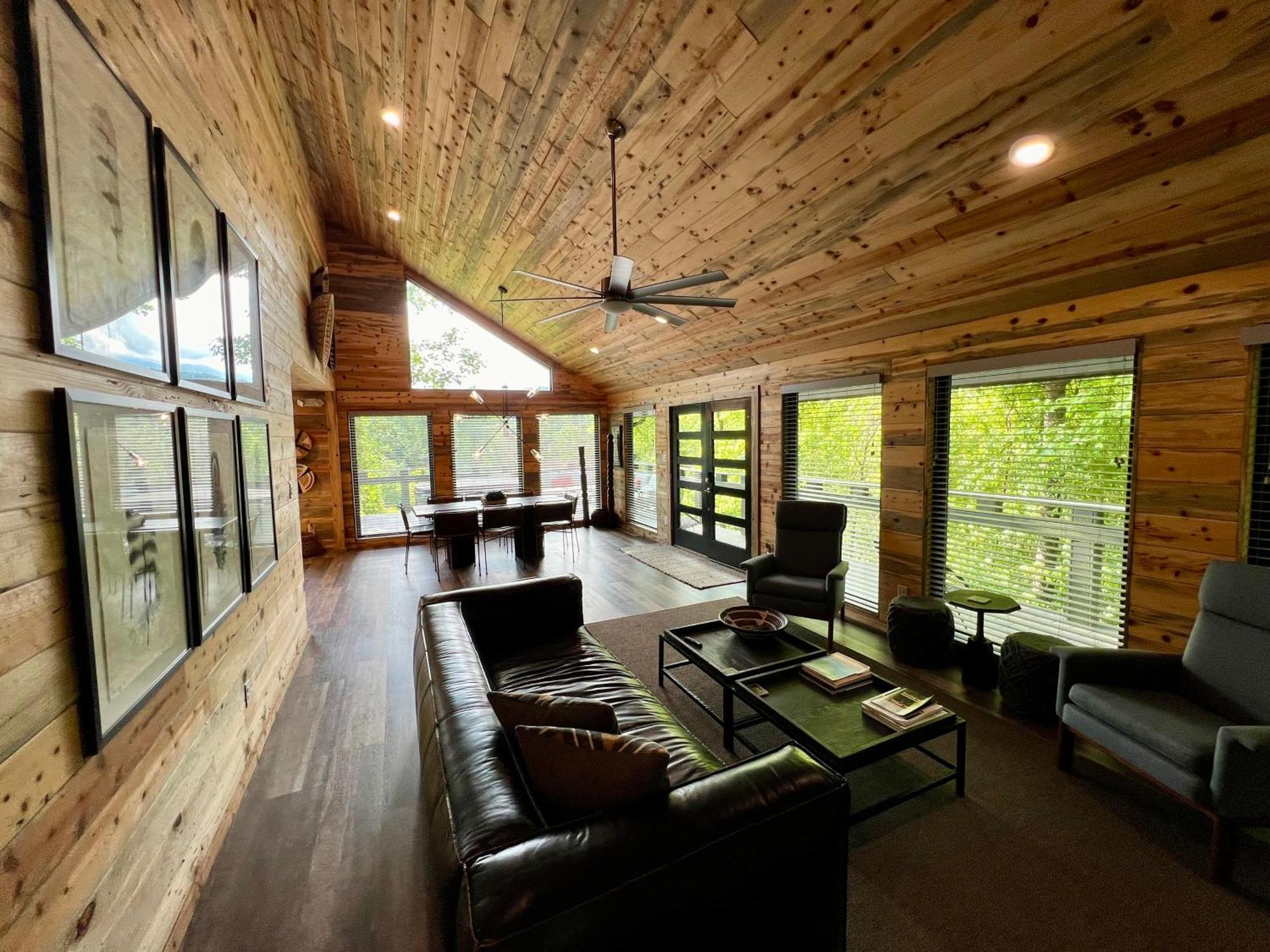 Experience Luxury At Smoky Mountain Hideaway, Just 5 Miles From Downtown Gatlinburg Villa Esterno foto